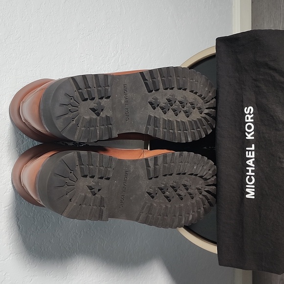 USED Michael Kors Leather Boots. Incredibly comfy boots with beautiful color. - Picture 9 of 16